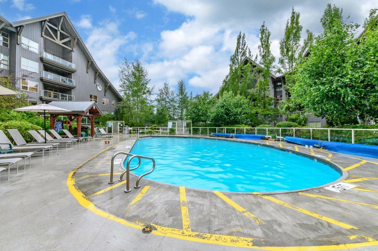 The Best Top Floor Ski-In/Ski-Out At The Aspens Whistler Exterior foto