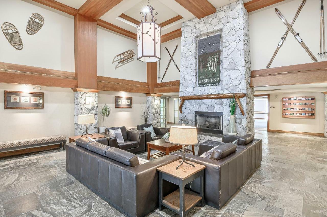 The Best Top Floor Ski-In/Ski-Out At The Aspens Whistler Exterior foto