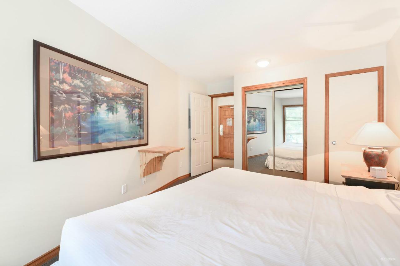 The Best Top Floor Ski-In/Ski-Out At The Aspens Whistler Exterior foto
